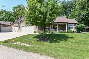 W4156 Longfellow Dr, Geneva, WI 53147 - Photo 45