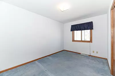 1521  Prairie Dr, Racine, WI 53406 - Photo 23