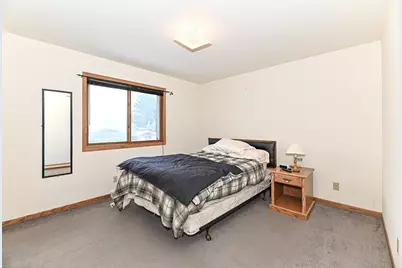 1521  Prairie Dr, Racine, WI 53406 - Photo 17