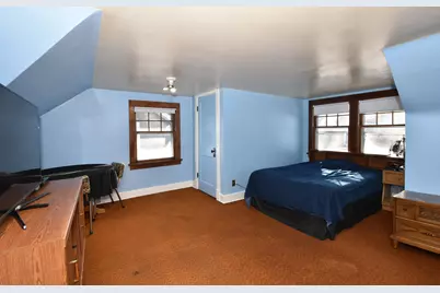 6426 W Wisconsin Ave, Wauwatosa, WI 53213 - Photo 17