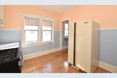 6426 W Wisconsin Ave, Wauwatosa, WI 53213 - Photo 15