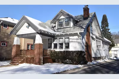 6426 W Wisconsin Ave, Wauwatosa, WI 53213 - Photo 1