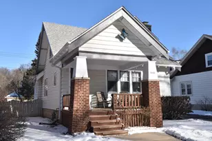 6426 W Wisconsin Ave, Wauwatosa, WI 53213 - Photo 35