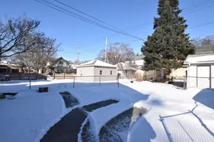 6426 W Wisconsin Ave, Wauwatosa, WI 53213 - Photo 31