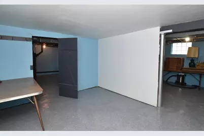 6426 W Wisconsin Ave, Wauwatosa, WI 53213 - Photo 25