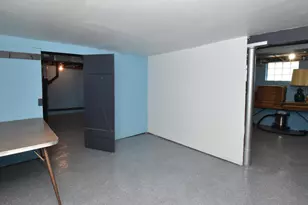 6426 W Wisconsin Ave, Wauwatosa, WI 53213 - Photo 25