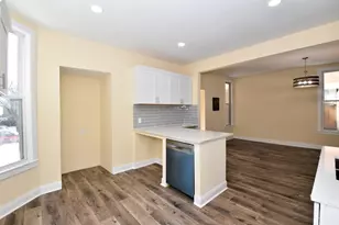 3002 W Kilbourn Ave, Milwaukee, WI 53208 - Photo 17