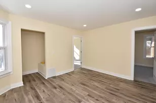 3002 W Kilbourn Ave, Milwaukee, WI 53208 - Photo 29