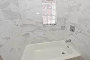 3002 W Kilbourn Ave, Milwaukee, WI 53208 - Photo 25