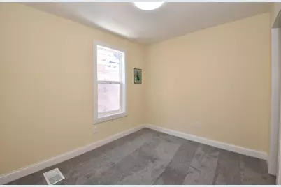 3002 W Kilbourn Ave, Milwaukee, WI 53208 - Photo 35