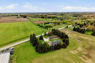 W2276 Ourtown Rd, Lima, WI 53085 - Photo 41