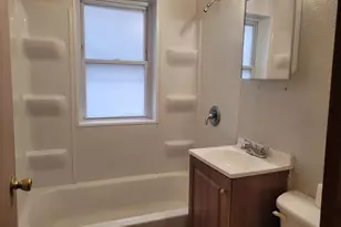 2834 W Atkinson Ave, Milwaukee, WI 53209 - Photo 13