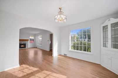 208  Maple Ter, Oconomowoc, WI 53066 - Photo 11