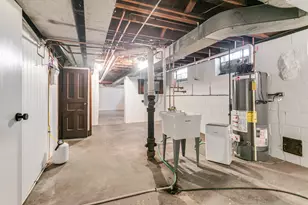 2578 N 88th St, Wauwatosa, WI 53226 - Photo 41