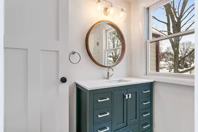 2578 N 88th St, Wauwatosa, WI 53226 - Photo 27