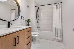 2578 N 88th St, Wauwatosa, WI 53226 - Photo 31