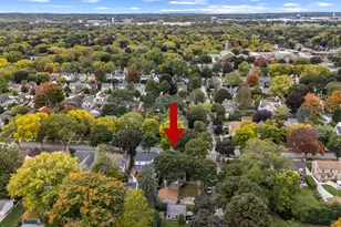 2578 N 88th St, Wauwatosa, WI 53226 - Photo 51