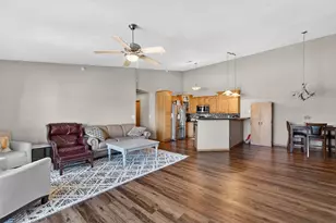 1520 Raintree Ln, Racine, WI 53406 - Photo 5