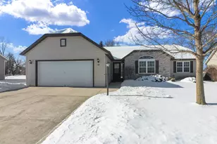 36 W Sedgemeadow St, Elkhorn, WI 53121 - Photo 1