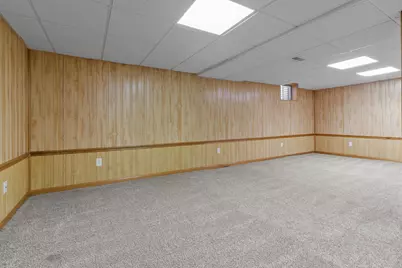 36 W Sedgemeadow St, Elkhorn, WI 53121 - Photo 19