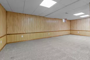 36 W Sedgemeadow St, Elkhorn, WI 53121 - Photo 19