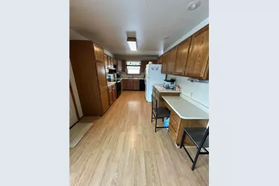 427  Limestone St, Kiel, WI 53042 - Photo 3