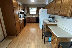 427 Limestone St, Kiel, WI 53042 - Photo 3