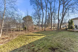 8828 N Navajo Rd, Bayside, WI 53217 - Photo 3