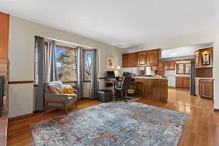 8828 N Navajo Rd, Bayside, WI 53217 - Photo 23