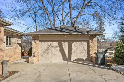 8828 N Navajo Rd, Bayside, WI 53217 - Photo 5