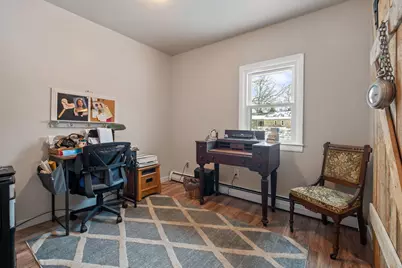 6151 S Miller Ln, New Berlin, WI 53146 - Photo 9