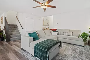 312 Big Bend Way, Hartford, WI 53027 - Photo 13