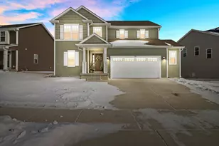 312 Big Bend Way, Hartford, WI 53027 - Photo 1