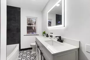 W156N8813 Pilgrim Rd, Menomonee Falls, WI 53051 - Photo 13