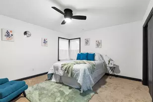 W156N8813 Pilgrim Rd, Menomonee Falls, WI 53051 - Photo 11