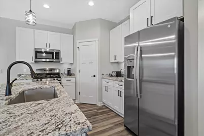 110  River Ct, Theresa, WI 53091 - Photo 7