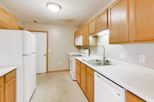 2825 11th Pl, Somers, WI 53140 - Photo 11