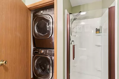 9213 S Aspen Dr #4, Oak Creek, WI 53154 - Photo 9