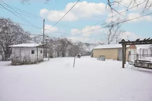 4720 W Montrose Ave, Milwaukee, WI 53219 - Photo 23