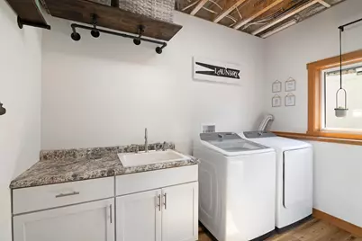 1505  La Crescent St, Campbell, WI 54603 - Photo 35