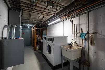 8530 W Waterford Ave #5, Greenfield, WI 53228 - Photo 19