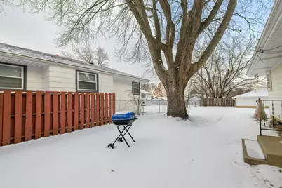 4701 W Brentwood Ave, Milwaukee, WI 53223 - Photo 21