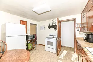 S77W15886 Woods Rd, Muskego, WI 53150 - Photo 17