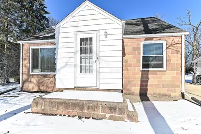 S77W15886  Woods Rd, Muskego, WI 53150 - Photo 9