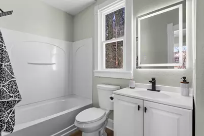 704  Grand Ave, Sheboygan, WI 53083 - Photo 19