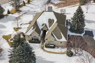 1217 Bridget Ct, Fontana, WI 53125 - Photo 3