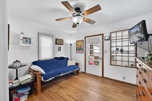 2811 Erie St, Racine, WI 53402 - Photo 9