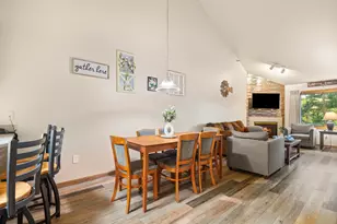 111 Center St, Lake Geneva, WI 53147 - Photo 5