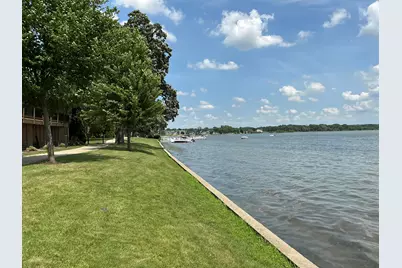 2400 E Geneva St #1812, Delavan, WI 53115 - Photo 25