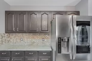 1822 Newberry Ln, Racine, WI 53402 - Photo 7